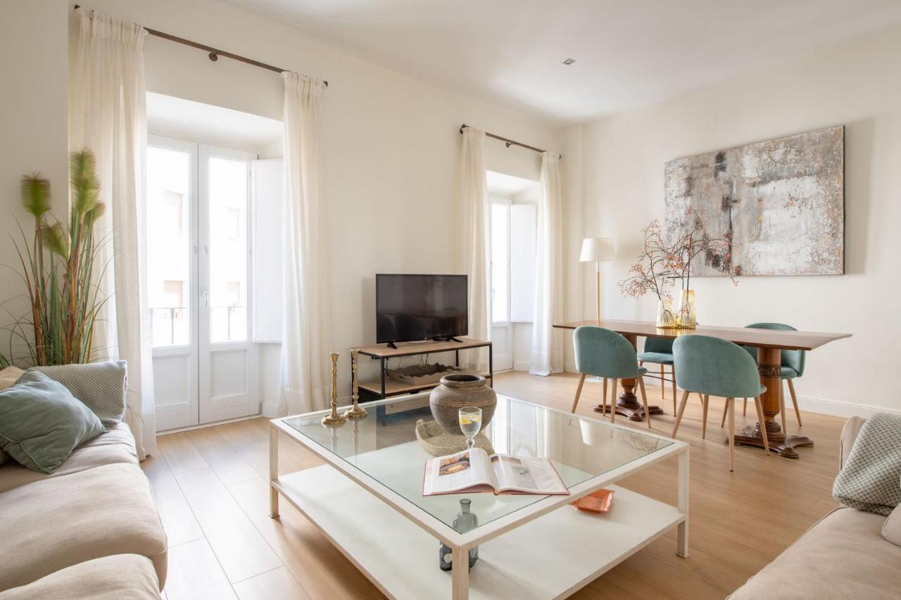 Plaza Nueva 2 Bedrooms & 2 Bathrooms Sevilla Dış mekan fotoğraf
