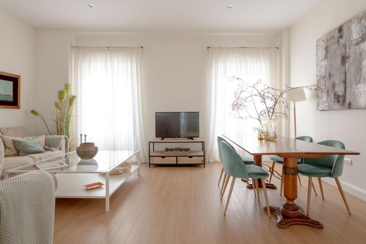 Plaza Nueva 2 Bedrooms & 2 Bathrooms Sevilla Dış mekan fotoğraf